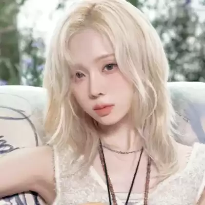 公奥婷